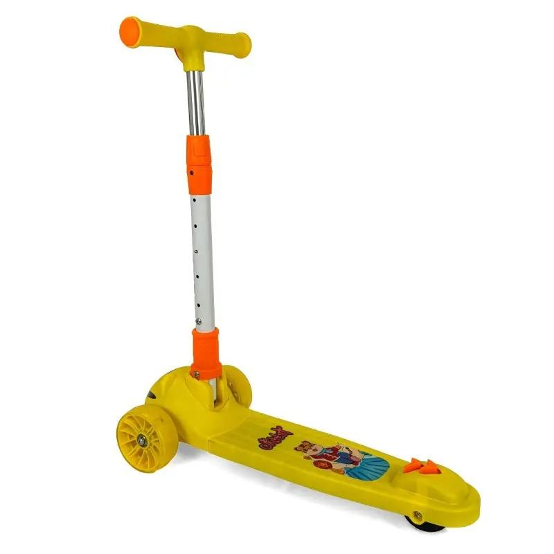 سكوتر دفع 3 تواير مع موسيقى وإضاءة للأطفال | متوفر باللون ( الوردي ، الأزرق ، الأصفر ) Yellow